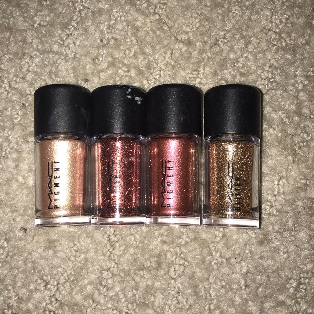 *NEVER USED* Mac eyeshadow pigments